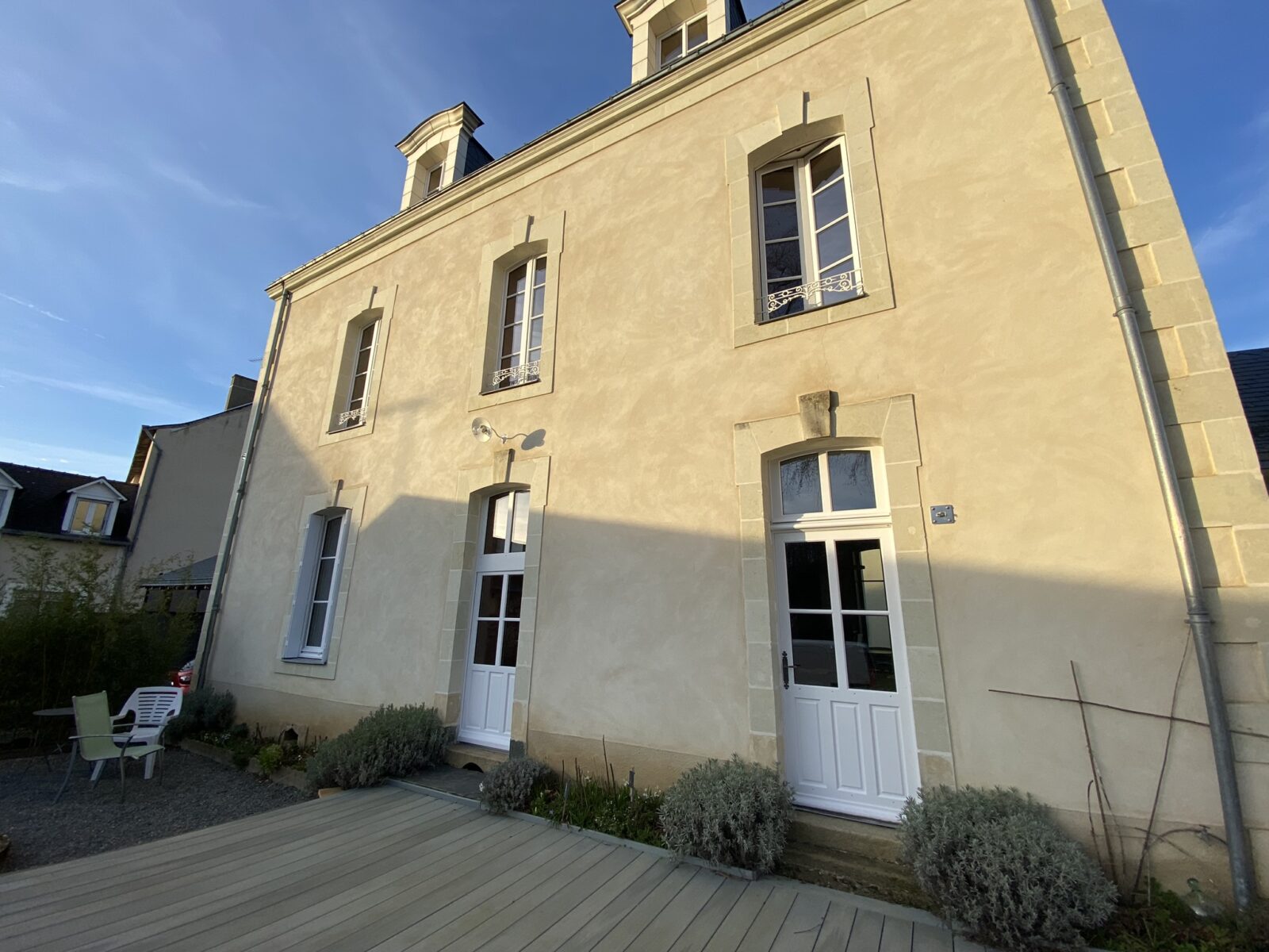 Houssin Peinture Peintre Decorateur Chateau Gontier Page D Acceuil